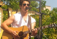 /album/nick-jonas-1/a1274061518169-f-1-jpg/